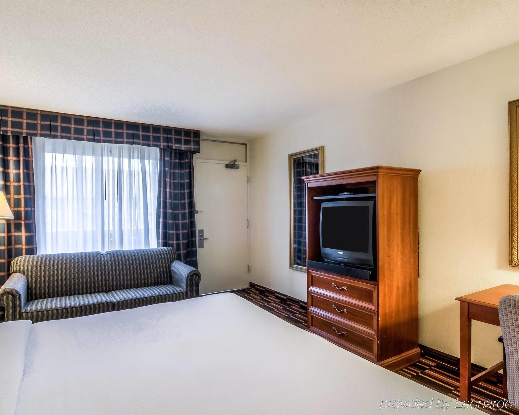 Econo Lodge - South Bend Kültér fotó
