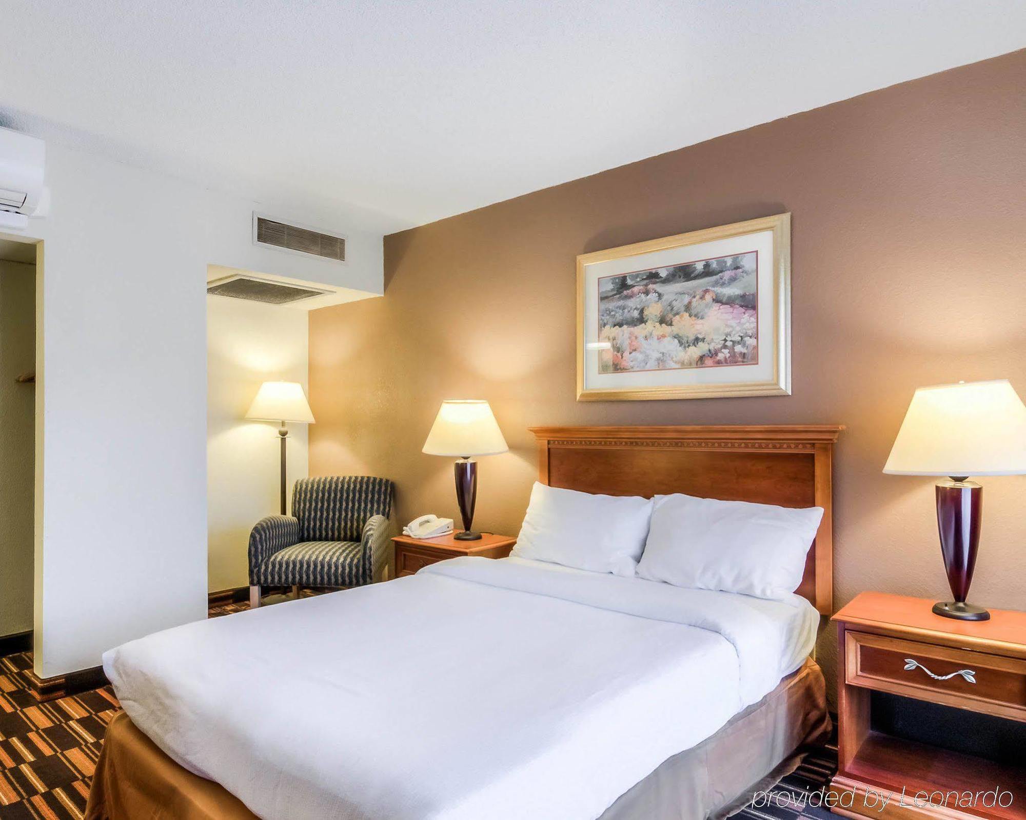 Econo Lodge - South Bend Kültér fotó