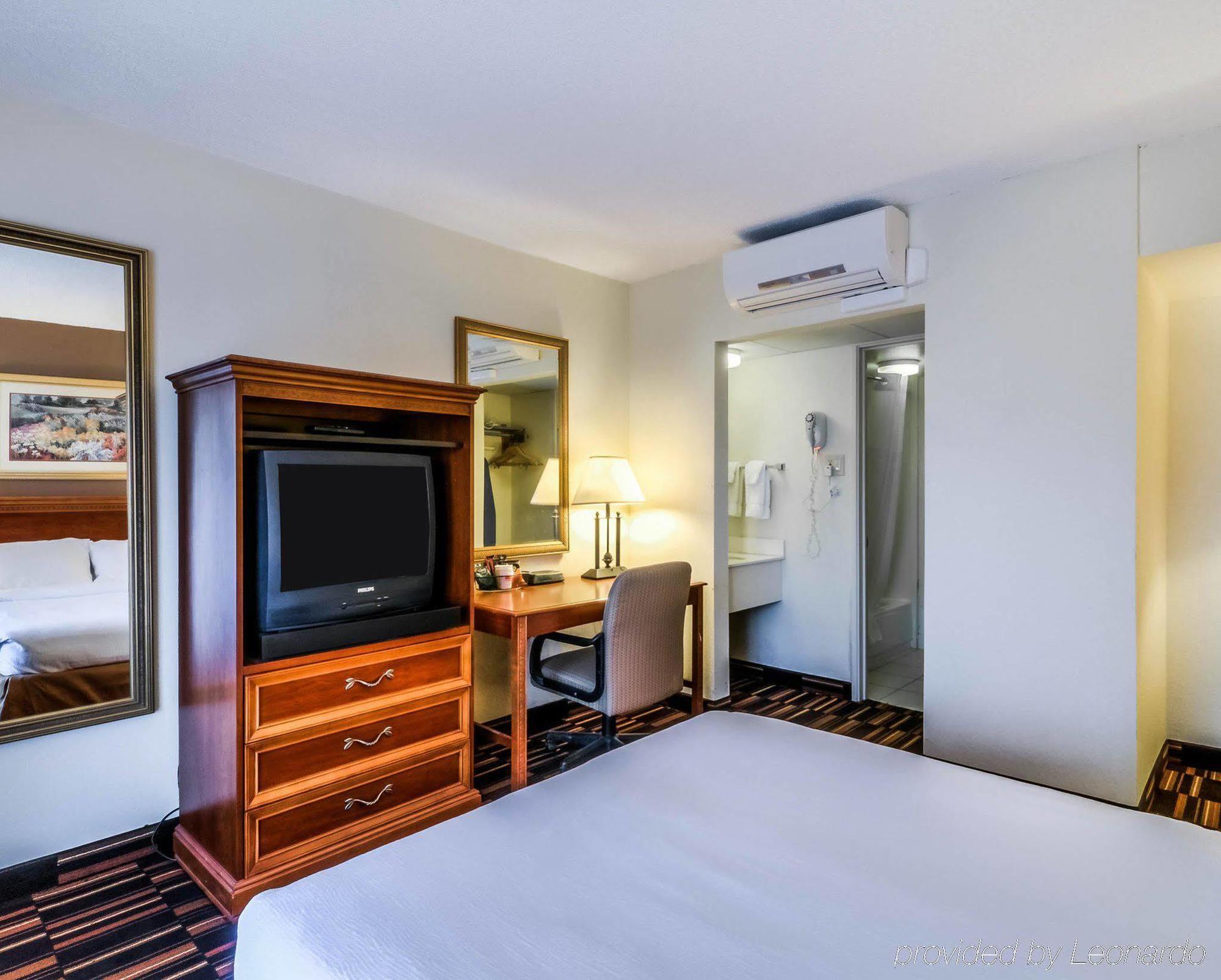 Econo Lodge - South Bend Kültér fotó